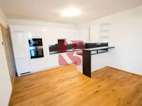 Pronájem bytu 2+kk, Praha, Na Křtině, 64 m2