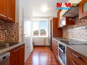 Prodej bytu 3+1, Ostrava - Mariánské Hory, Kravařská, 71 m2