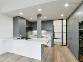 Pronájem bytu 4+kk, Praha - Vinohrady, náměstí Jiřího z Poděbrad, 107 m2