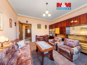 Prodej bytu 2+1, Karlovy Vary - Stará Role, Závodu míru, 59 m2