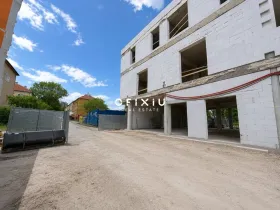 Prodej obchodního prostoru, Kroměříž, Slovanské náměstí, 185 m2