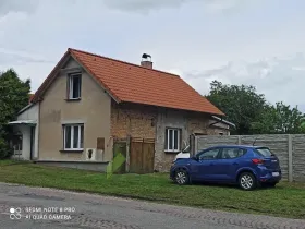 Prodej rodinného domu, Milovice, Družstevní, 50 m2