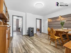 Prodej rodinného domu, Rašovice, 195 m2