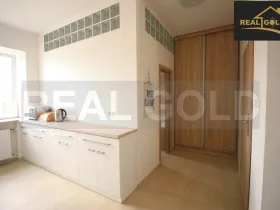 Pronájem bytu 2+kk, Třebíč, Husova, 58 m2