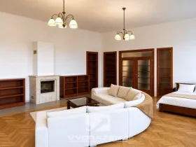 Prodej vícegeneračního domu, Dolní Kounice, 400 m2