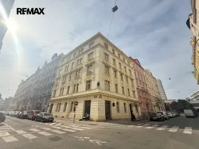 Pronájem bytu 2+kk, Praha - Holešovice, Šimáčkova, 68 m2