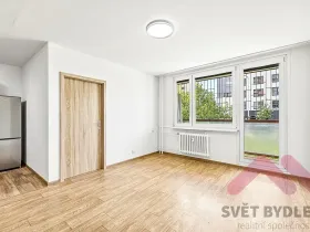 Pronájem bytu 2+kk, Praha - Bohnice, Zelenohorská, 47 m2