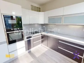 Pronájem bytu 3+1, Zlín, Budovatelská, 68 m2