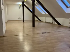 Pronájem kanceláře, Plzeň - Východní Předměstí, Houškova, 136 m2