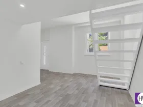 Prodej bytu 1+kk, Praha, Husitská, 30 m2