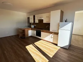 Pronájem bytu 2+kk, Praha, Mirotická, 45 m2