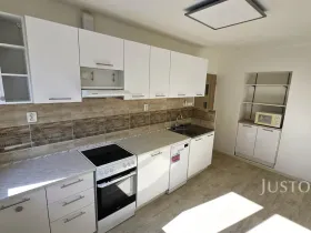 Pronájem bytu 2+1, Písek, Na Stínadlech, 58 m2