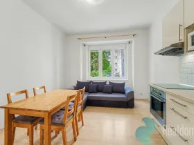 Prodej bytu 2+kk, Praha, U pošty, 35 m2