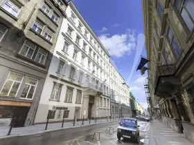 Pronájem kanceláře, Praha - Nové Město, Krakovská, 118 m2