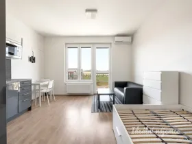 Pronájem bytu 1+kk, Praha - Čakovice, Bermanova, 33 m2