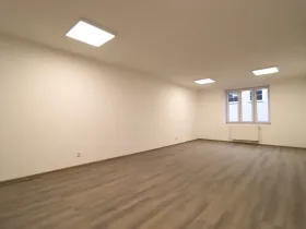 Pronájem kanceláře, Modřice, Brněnská, 28 m2