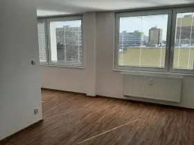 Prodej bytu 3+1, Kladno, Vodárenská, 69 m2