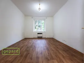 Prodej bytu 1+1, Praha - Holešovice, Osadní, 49 m2