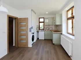 Pronájem bytu 1+1, Praha, Hošťálkova, 34 m2