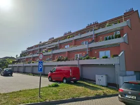 Prodej bytu 1+kk, Vranovice, Nad Dolinami, 48 m2