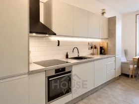 Prodej bytu 2+kk, Praha - Vršovice, Sportovní, 44 m2