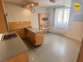 Pronájem bytu 3+1, Opava, Krnovská, 78 m2
