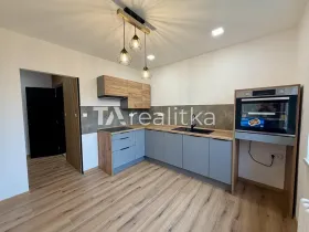 Pronájem bytu 1+1, Orlová, Masarykova třída, 40 m2