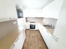 Pronájem bytu 3+kk, Praha - Michle, V zápolí, 75 m2