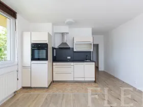Prodej bytu 2+kk, Praha - Letňany, Zlonická, 51 m2
