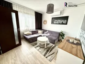 Prodej bytu 3+1, Karlovy Vary - Rybáře, U Koupaliště, 68 m2