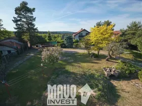 Prodej pozemku pro bydlení, Praha - Lipence, U žlábku, 550 m2