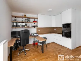 Pronájem bytu 1+kk, Praha - Modřany, Provázkova, 38 m2