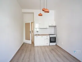 Pronájem bytu 2+1, Praha - Vršovice, Vršovická, 56 m2