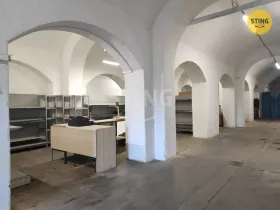 Pronájem skladu, Opava, Vančurova, 350 m2