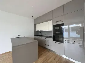 Pronájem bytu 2+kk, Praha - Prosek, Litvínovská, 60 m2