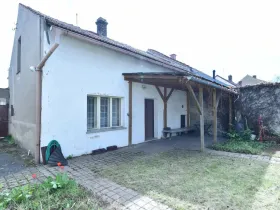 Prodej rodinného domu, Třebenice, Jiráskova, 100 m2