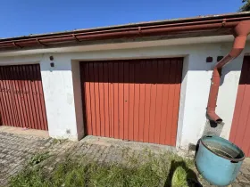 Prodej garáže, Dvůr Králové nad Labem, Ve Strži, 21 m2