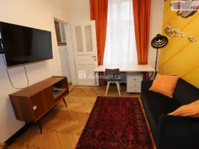 Pronájem bytu 1+1, Praha - Nové Město, Hálkova, 32 m2