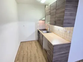 Pronájem bytu 2+kk, Praha - Kobylisy, Třeboradická, 48 m2