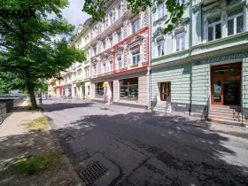 Prodej bytu 3+kk, Karlovy Vary, nábřeží Jana Palacha, 63 m2