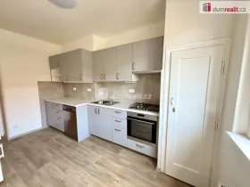 Pronájem bytu 2+1, Praha - Bubeneč, Ve struhách, 67 m2