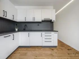 Prodej bytu 3+1, Toužim, Na Zámecké, 67 m2