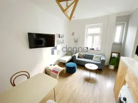 Pronájem bytu 2+kk, Praha, U Uranie, 51 m2