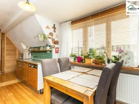 Prodej bytu 3+1, Cheb, Spálená, 74 m2
