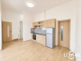 Pronájem bytu 1+kk, Olomouc, tř. Svornosti, 32 m2