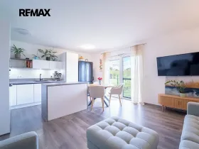 Prodej bytu 3+kk, Poděbrady, Slunečná, 74 m2