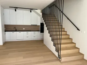 Pronájem bytu 4+kk, Praha, Akáciová, 118 m2