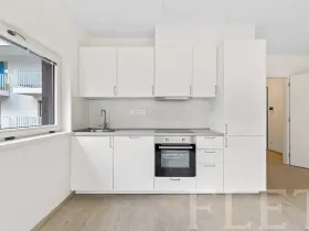 Pronájem bytu 1+kk, Praha - Karlín, Křižíkova, 31 m2
