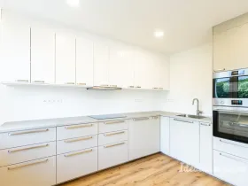 Pronájem bytu 3+kk, Praha - Vršovice, Baškirská, 85 m2