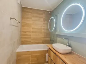 Pronájem bytu 3+kk, Praha - Bohnice, Hlivická, 73 m2